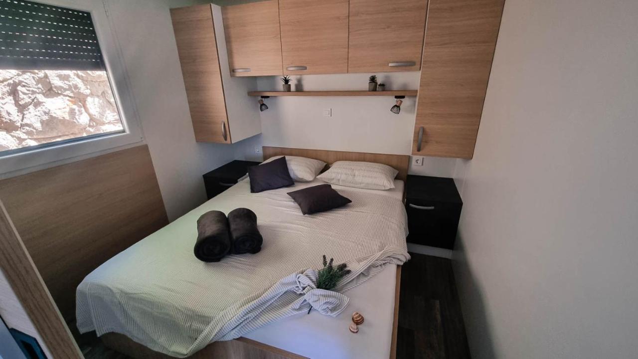 Luxury Mobile Homes เคลโนวีซา ภายนอก รูปภาพ