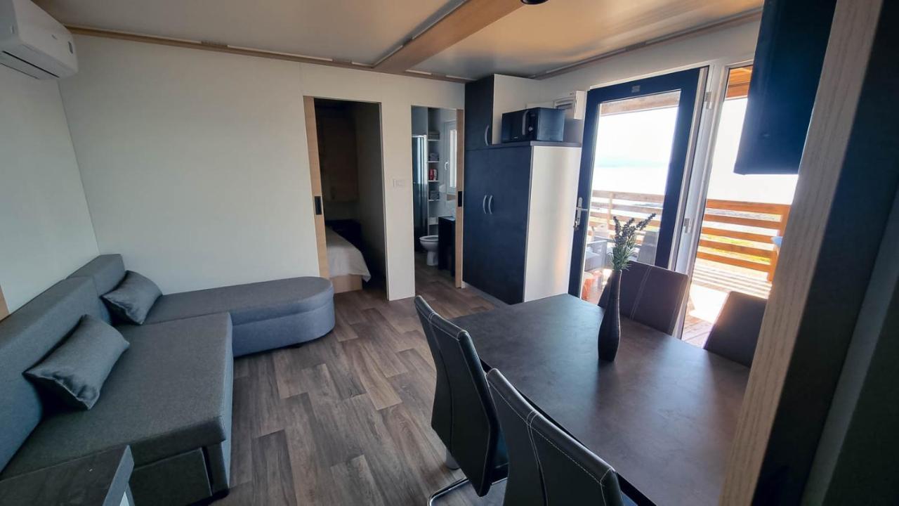 Luxury Mobile Homes เคลโนวีซา ภายนอก รูปภาพ